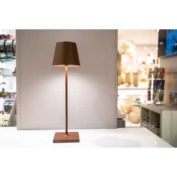 Lampada da tavolo Led di Zafferano collezione Poldina colore Marrone