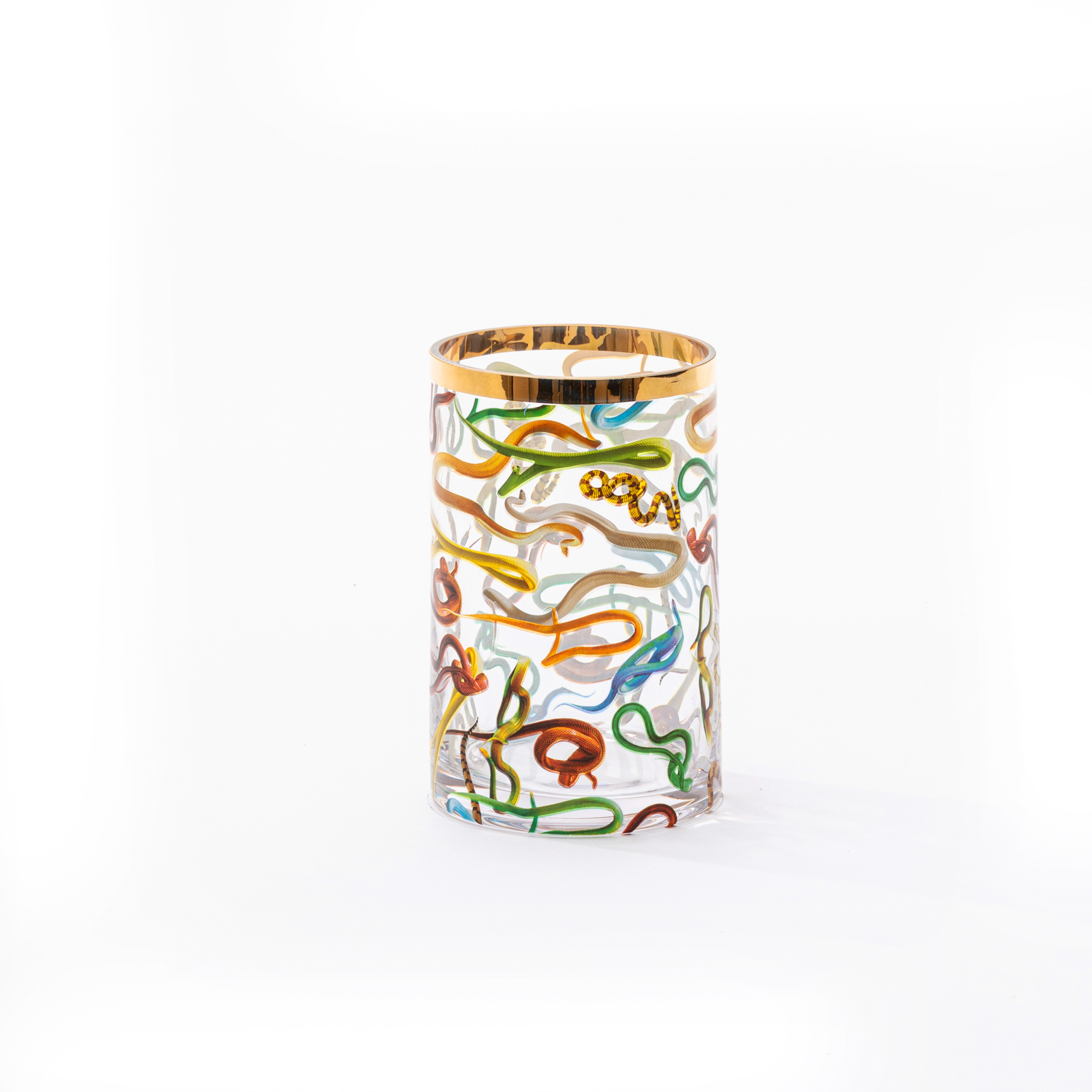 14161-toiletpaper-snakes-smallvase-1