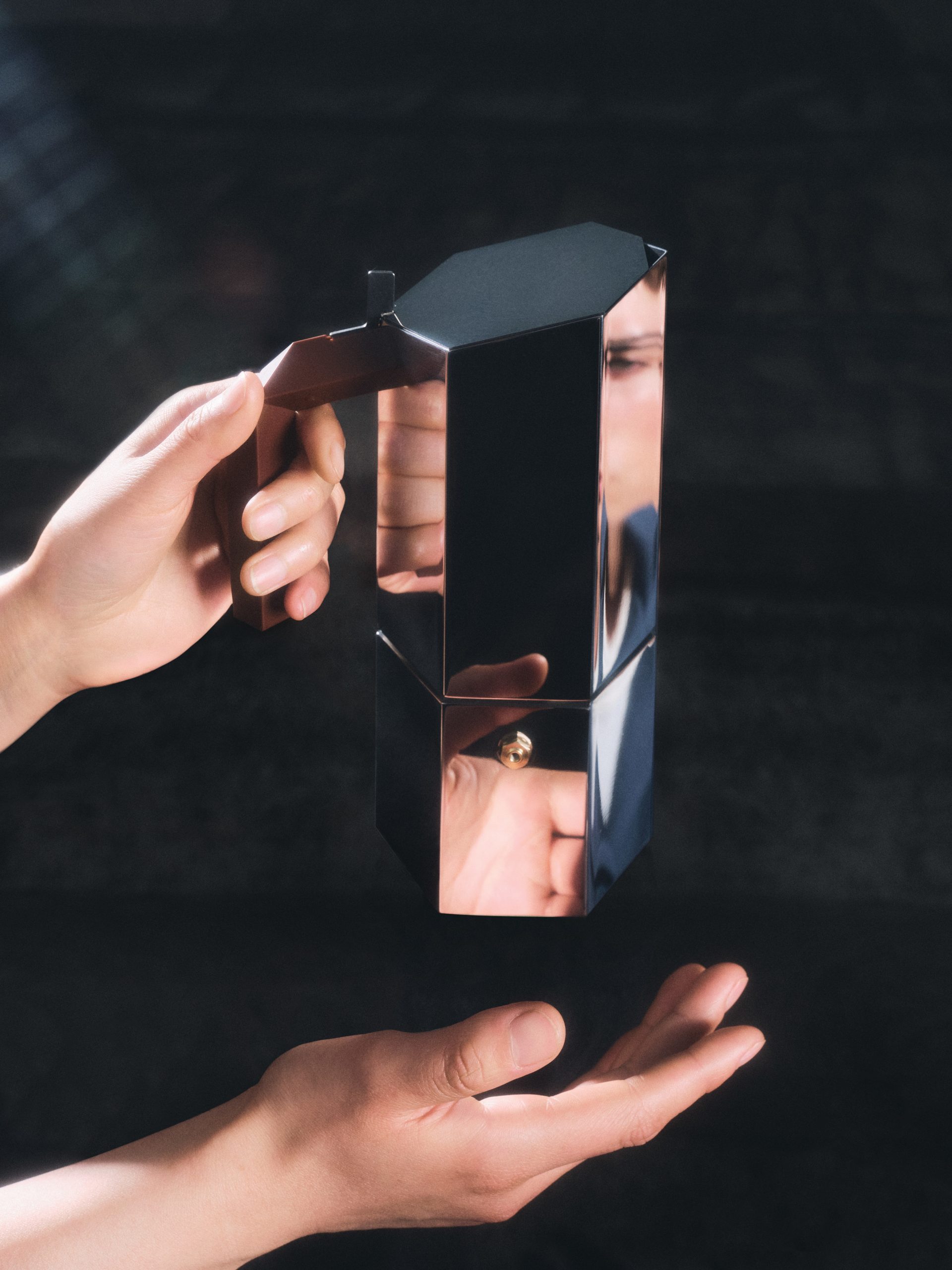 MA01-6_Alessi_Menhir-Caffettiera-3