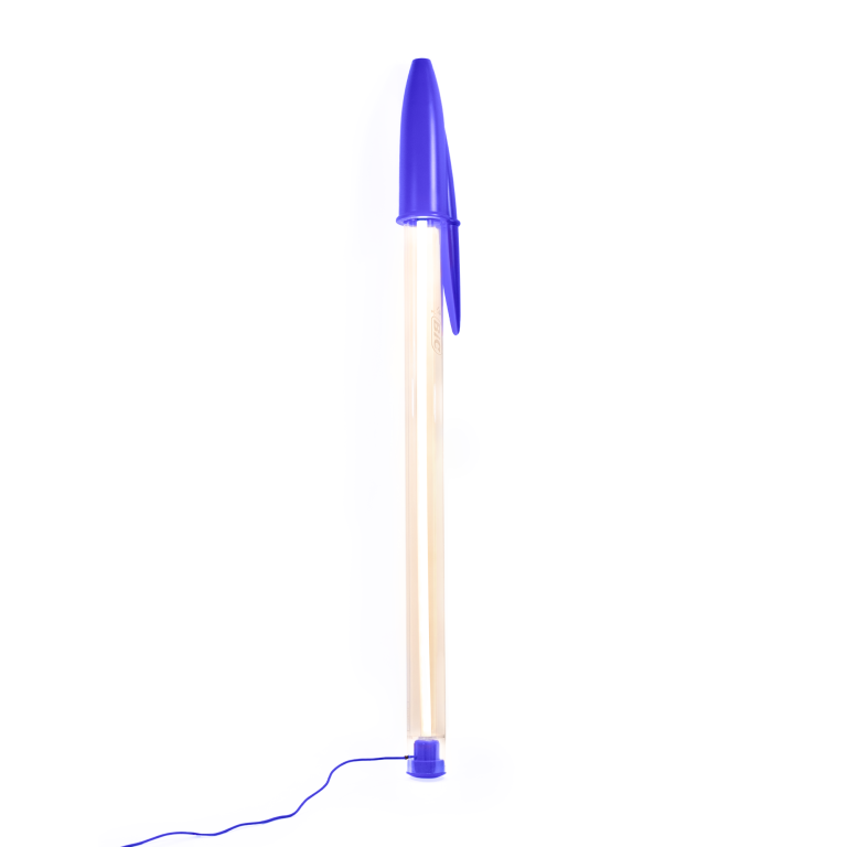 07836_Seletti_Bic lamp blu (2)